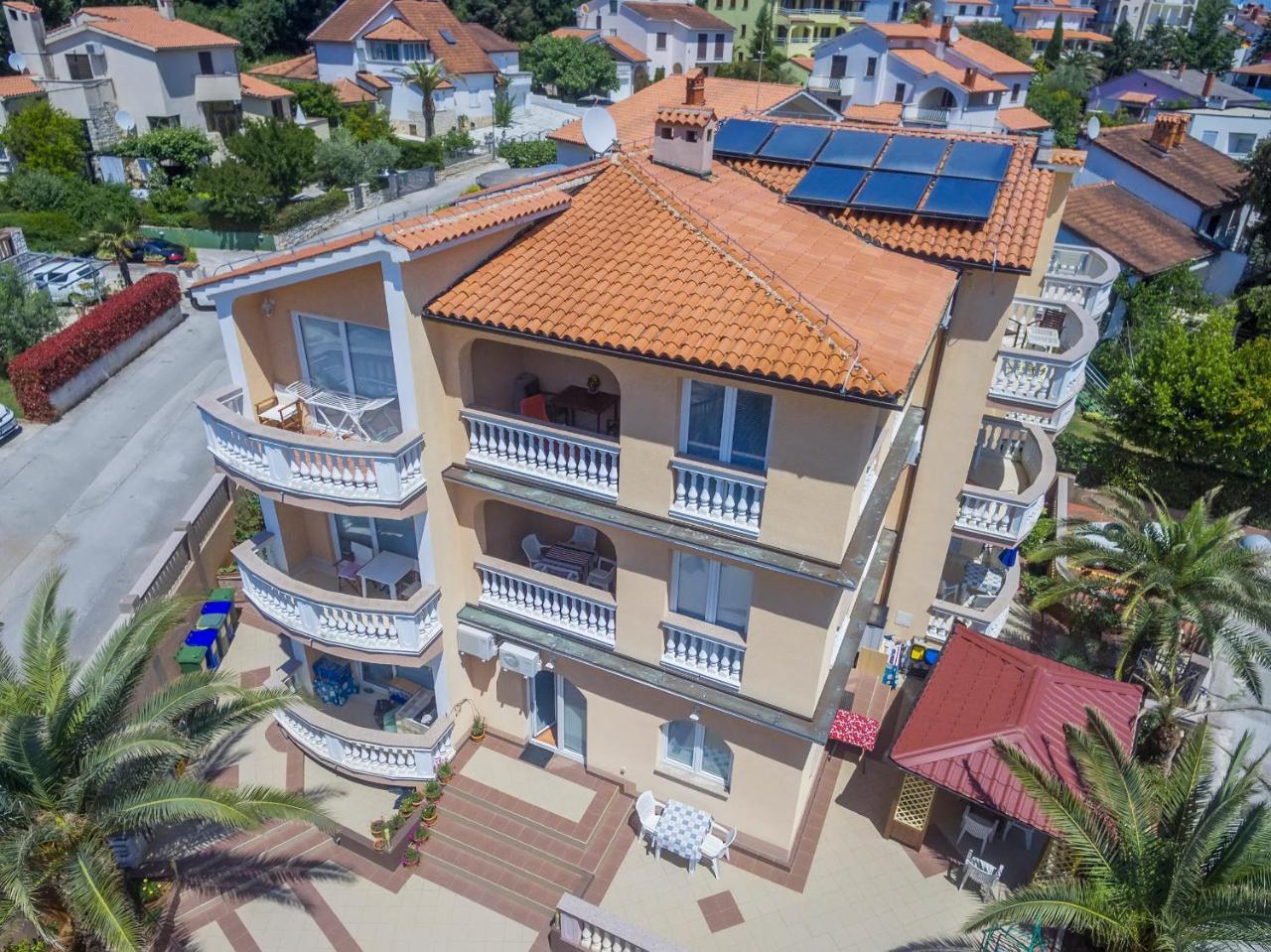 Apartments Canaria Pula Buitenkant foto