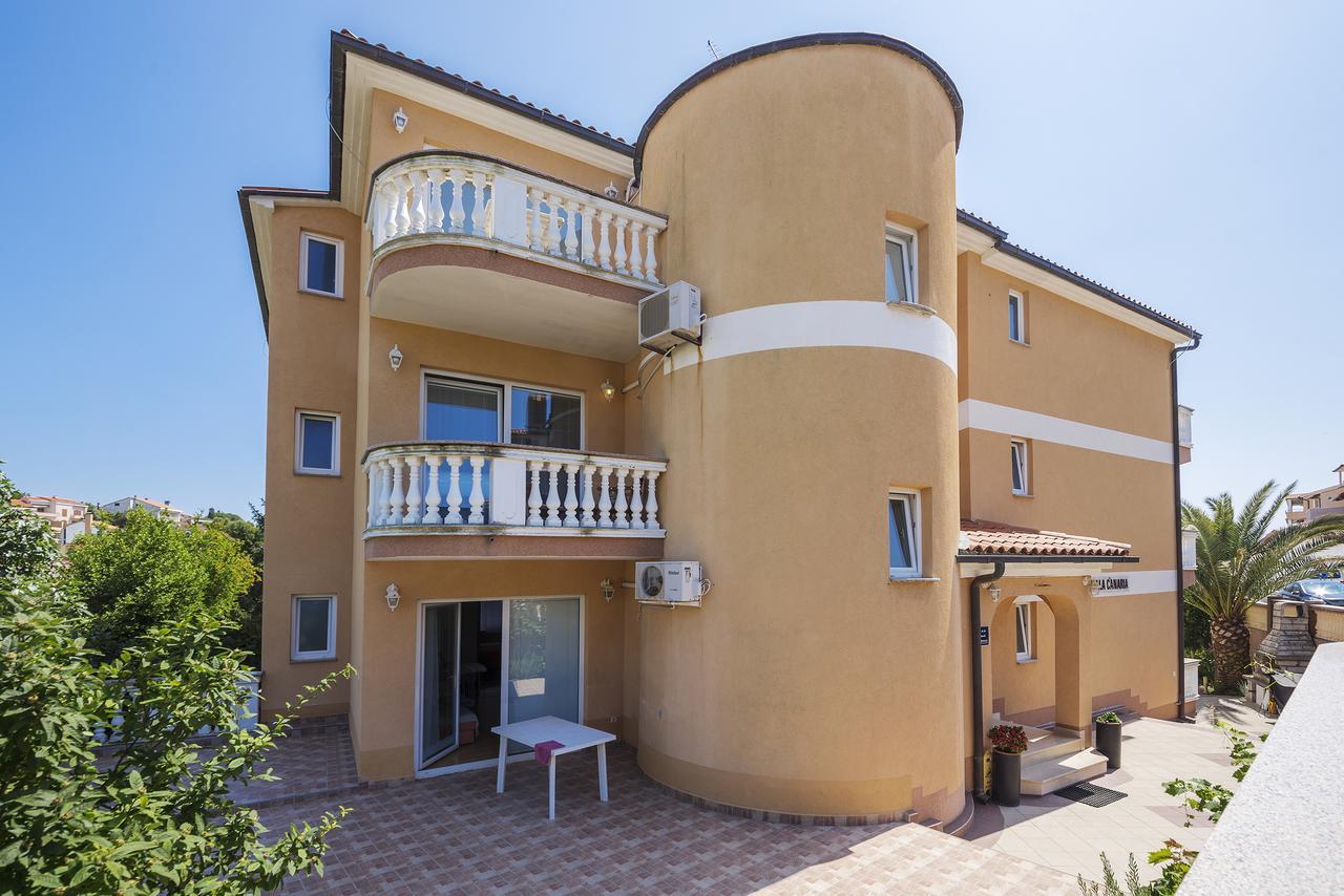 Apartments Canaria Pula Buitenkant foto