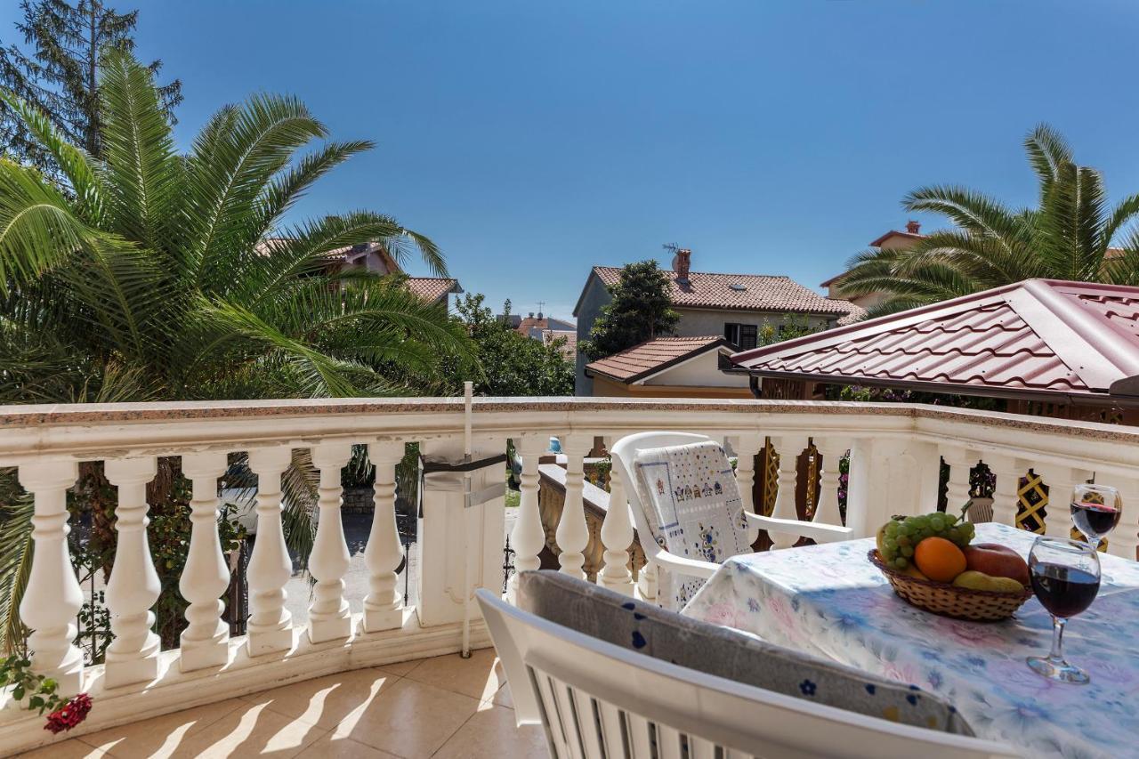 Apartments Canaria Pula Buitenkant foto